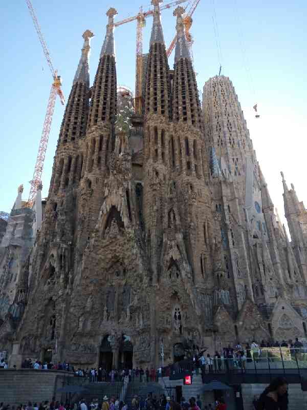 Plaça de Gaudí, 253, 08013 Barcelona, Spain